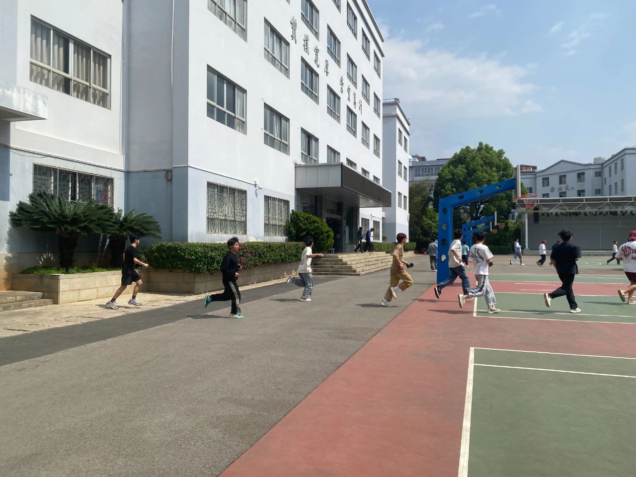 微信图片_20240404105402.jpg