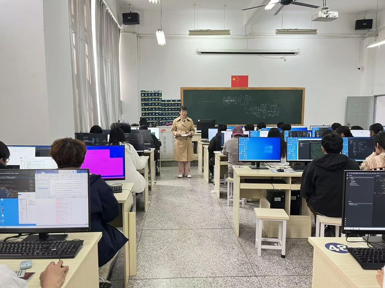 1.jpg